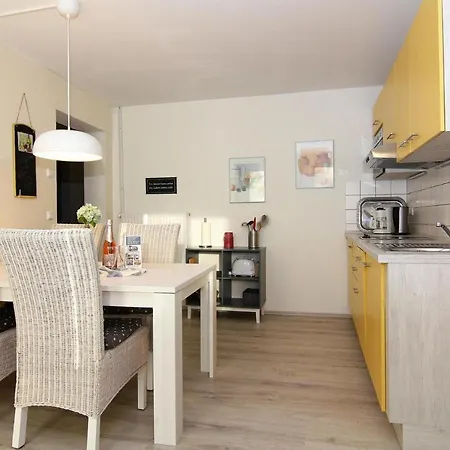 Apartment Grosser Seestern In Wiek Wiek auf Ruegen
